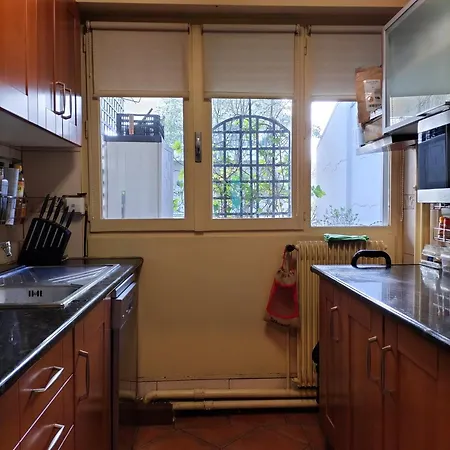 Remy Dumoncel Apartment *